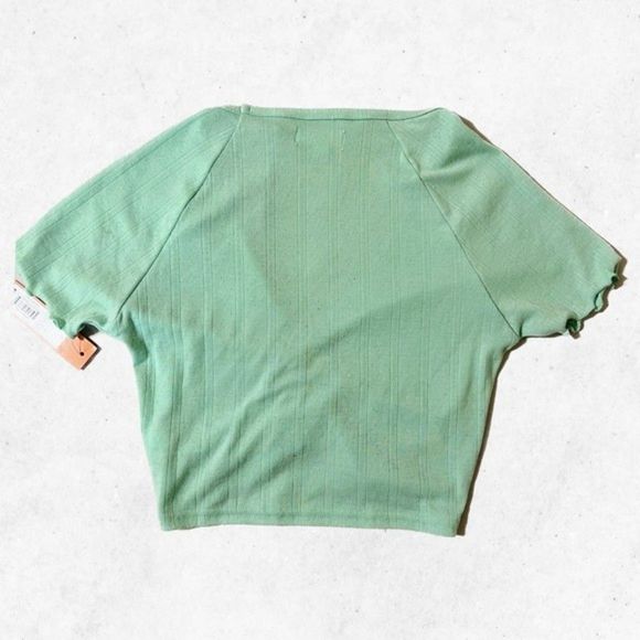 COLSIE Mint Crop Top Short Sleeves Stretch Shirred Front Size S V‎ Neck NWT - Picture 2 of 7